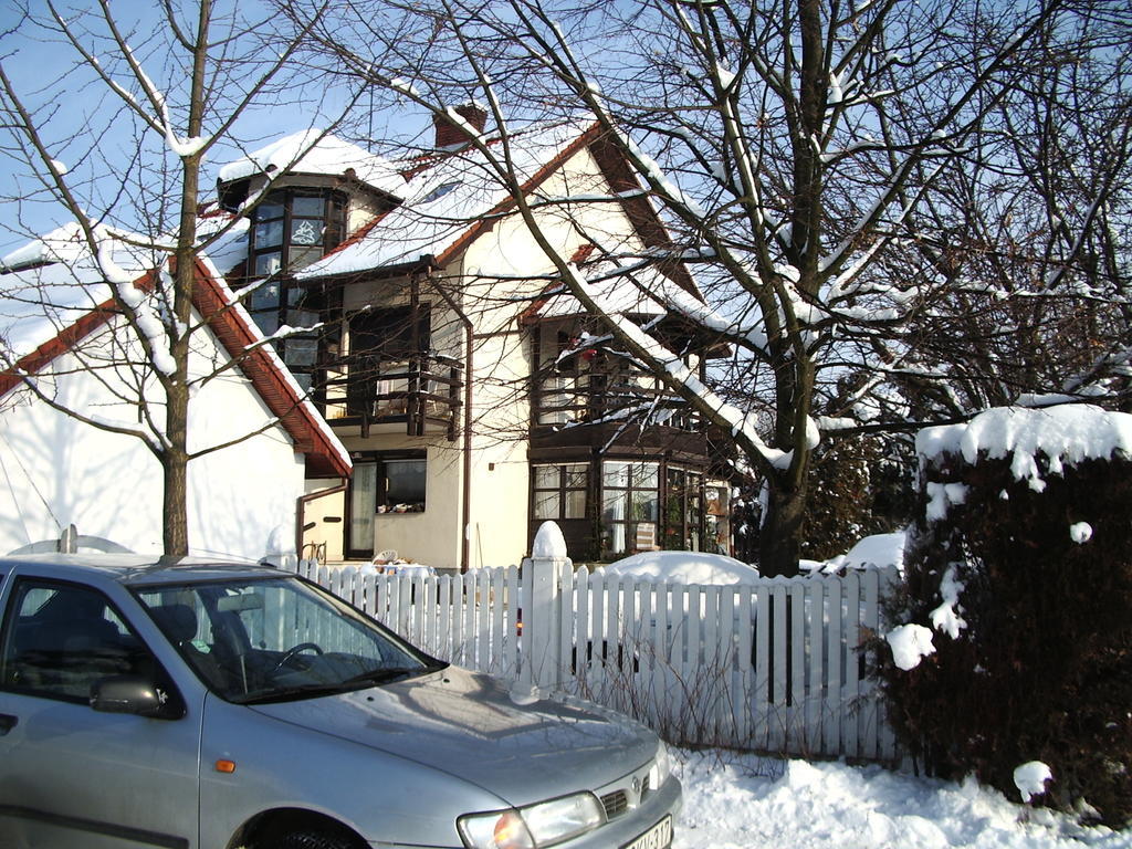 Apartmanhaz Gabriella Harkány Exteriér fotografie
